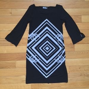 CALVIN KLEIN BLACK AND WHITE DRESS
